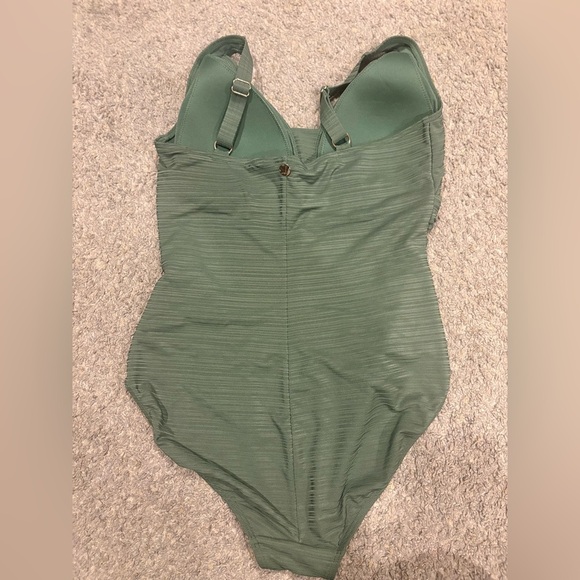 Artesands Woman's Aria Olive Gericault One Piece Swimsuit Multifit up, size 10 - Picture 4 of 5